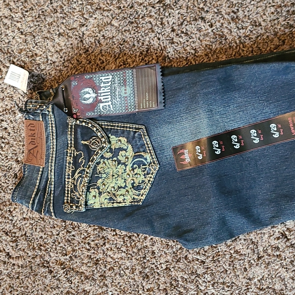 Adiktd size 6/29